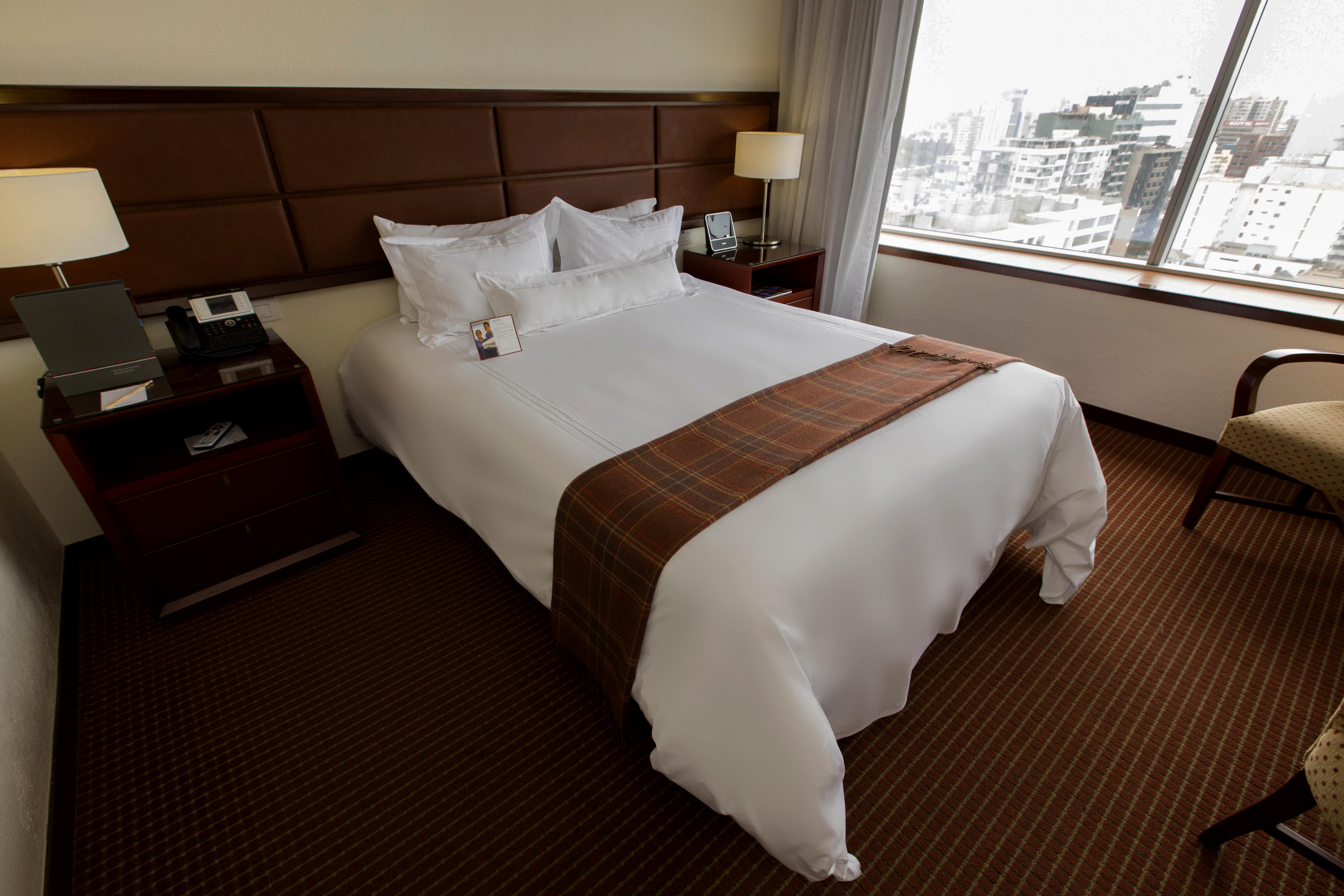 Casa Andina Premium Miraflores Lima Extérieur photo A bed